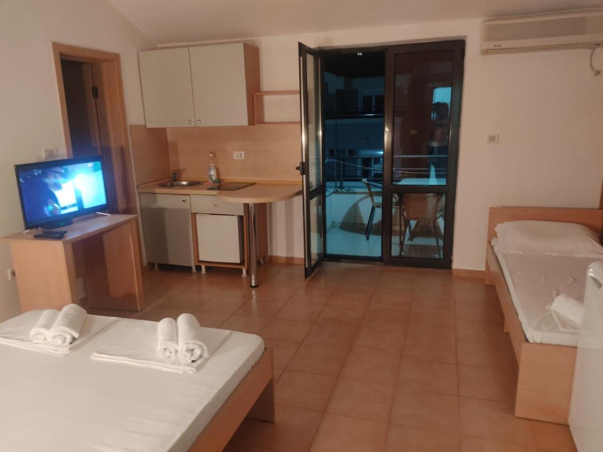 Apartments Mare Budva Exterior photo