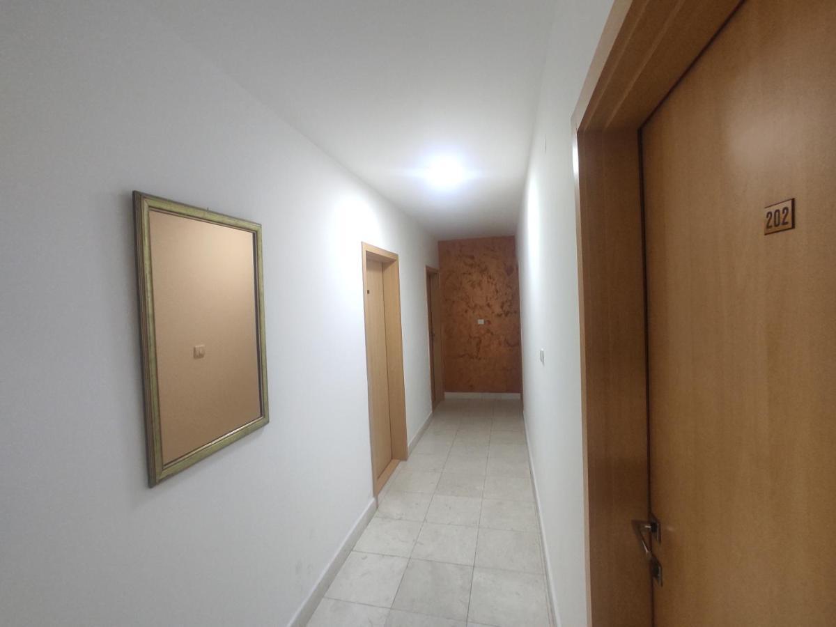 Apartments Mare Budva Exterior photo